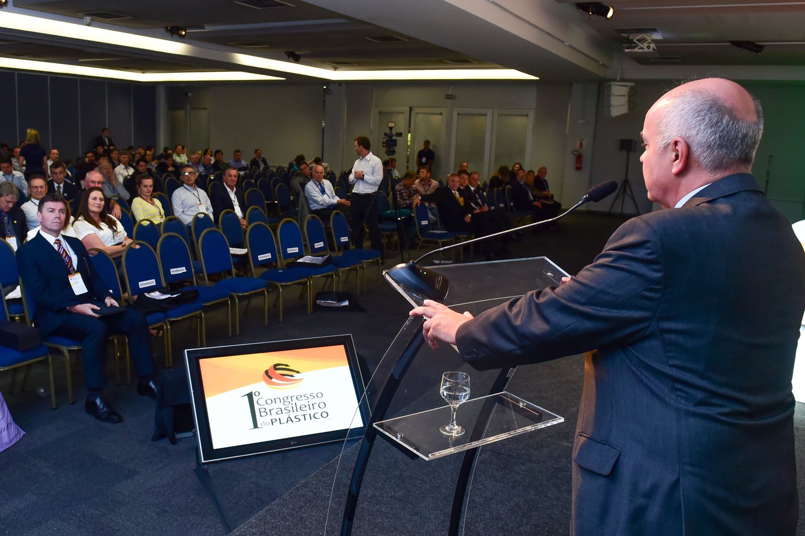 Porto Alegre-RS; 06/11/2014; Primeiro Congresso Brasileiro do Plástico, realizado nos dias 05, 06 e 07 de novembro na FIERGS em Porto Alegre. Foto: Vinícius Costa/ Agência Preview