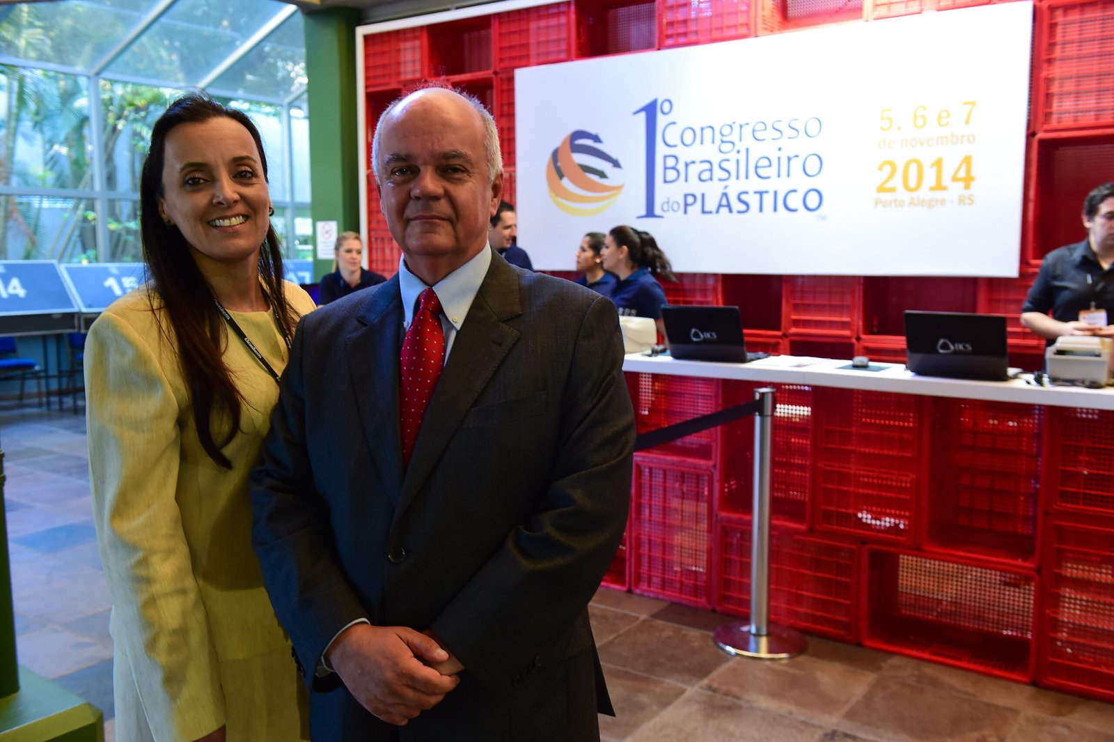 Porto Alegre-RS; 06/11/2014; Primeiro Congresso Brasileiro do Plástico, realizado nos dias 05, 06 e 07 de novembro na FIERGS em Porto Alegre. Foto: Vinícius Costa/ Agência Preview