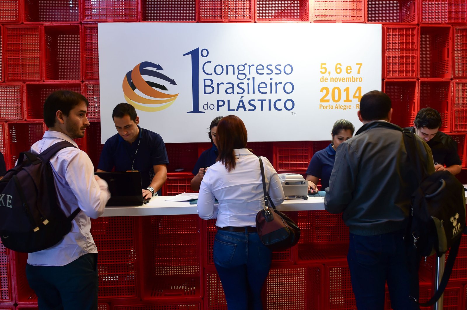 Porto Alegre-RS; 06/11/2014; Primeiro Congresso Brasileiro do Plástico, realizado nos dias 05, 06 e 07 de novembro na FIERGS em Porto Alegre. Foto: Vinícius Costa/ Agência Preview