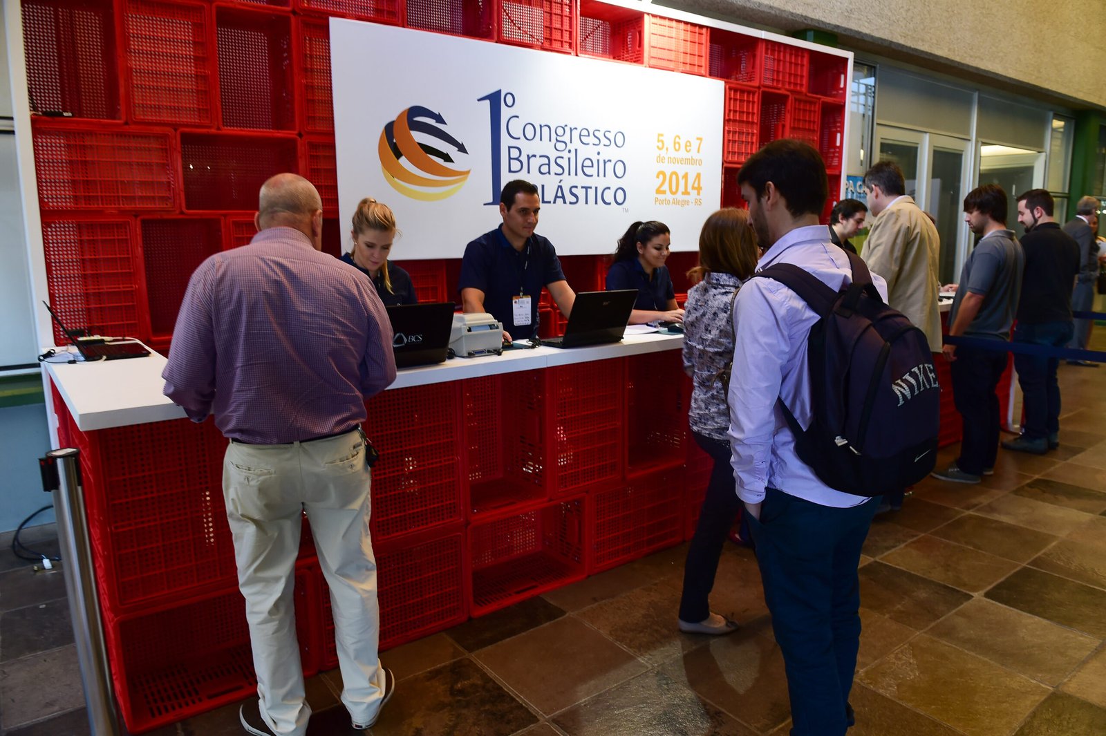 Porto Alegre-RS; 06/11/2014; Primeiro Congresso Brasileiro do Plástico, realizado nos dias 05, 06 e 07 de novembro na FIERGS em Porto Alegre. Foto: Vinícius Costa/ Agência Preview