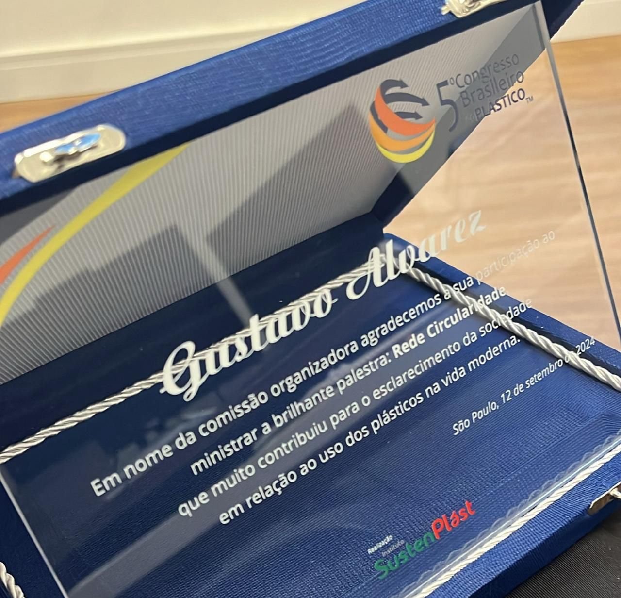 5CBP PLACA GUSTAVO ALVAREZ